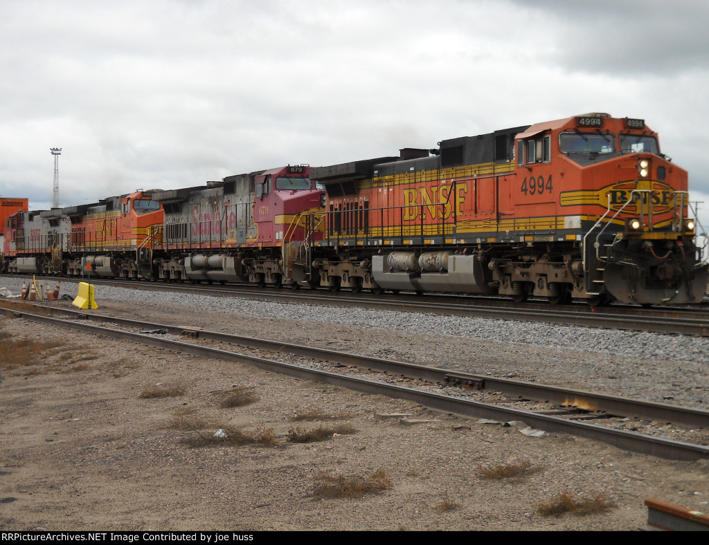 BNSF 4994 East